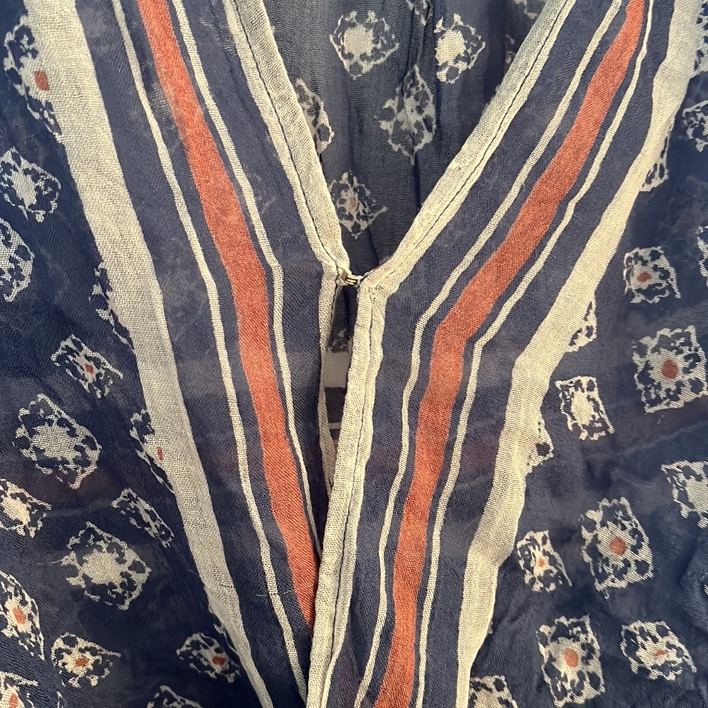 Free People flowy blouse - Picture 2 of 3